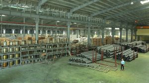 Ống nhựa uPVC đạt yêu cầu được đưa đến kho để chuẩn bị cung cấp cho nhà phân phối.
