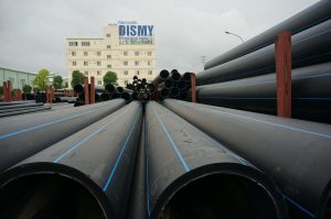 Ống nhựa HDPE tại nhà máy sản xuất
