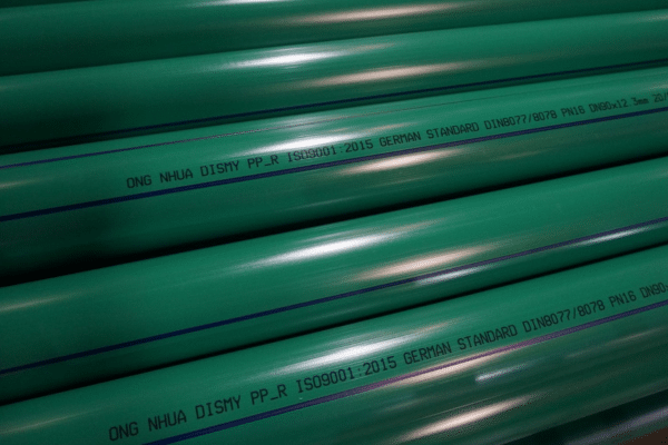 Ống nhựa chịu nhiệt PP-R